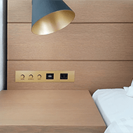 All rooms / Bedside outlet