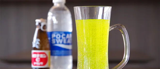 ラウンジで楽しむ食事